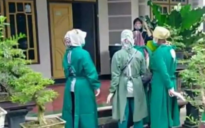 Klaster Tarawih di Banyuwangi Jadi 64 Orang, Dusun Yudomulyo Lockdown Klaster Tarawih di Banyuwangi Jadi 64 Orang, Dusun Yudomulyo Lockdown