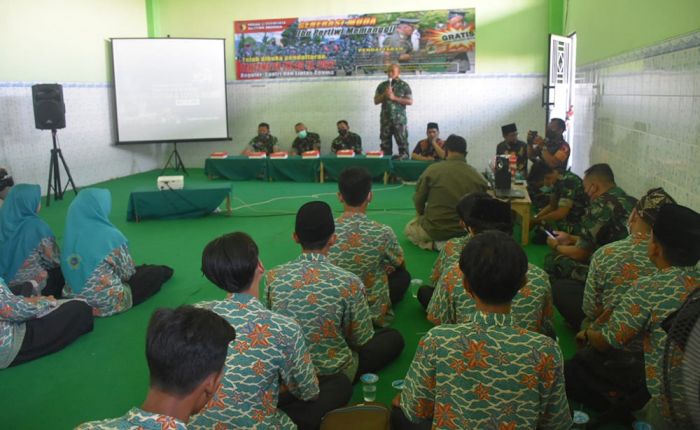 Korem 084/BJ gelar Wasgiat Kampanye Kreatif Rekrutmen Calon Prajurit di Pondok Pesantren Al Fatich