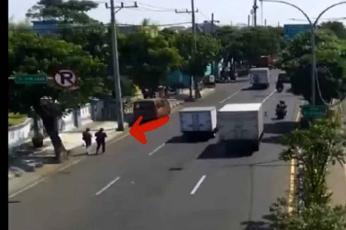 Kasus Pembuangan Limbah Medis RSUD dr. Soewandhi Surabaya, Polsek Simokerto Ungkap Fakta Baru Kasus Pembuangan Limbah Medis RSUD dr. Soewandhi Surabaya, Polsek Simokerto Ungkap Fakta Baru