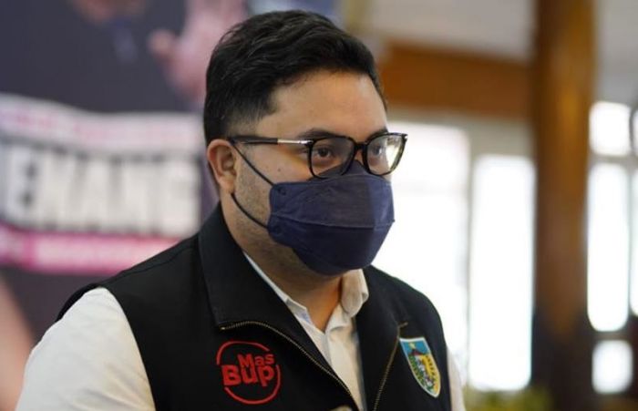 Meski Diprotes, Proyek Lampu Rp9,4 Miliar Stadion Canda Bhirawa Jalan Terus Meski Diprotes, Proyek Lampu Rp9,4 Miliar Stadion Canda Bhirawa Jalan Terus
