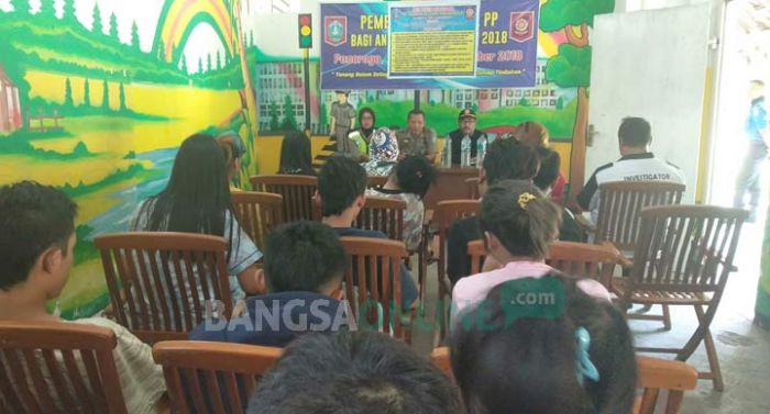 15 Remaja dan 3 Pasangan Bukan Suami Istri Terjaring Razia Kos di Ponorogo