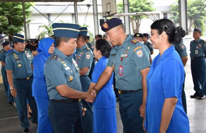 63 Pamen Koarmatim Naik Pangkat, Pangarmatim: Terus Tingkatkan Kualitas dan Profesionalisme 63 Pamen Koarmatim Naik Pangkat, Pangarmatim: Terus Tingkatkan Kualitas dan Profesionalisme