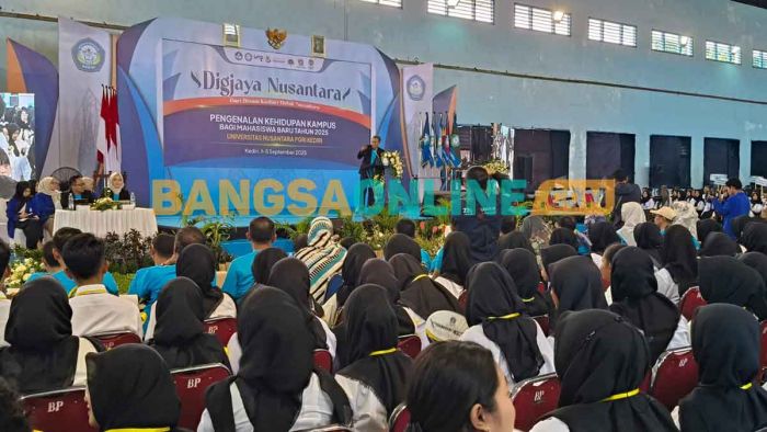 PKKMB UNP Kediri 2025 Resmi Dibuka, Rektor Dorong Mahasiswa Punya Mental Baja