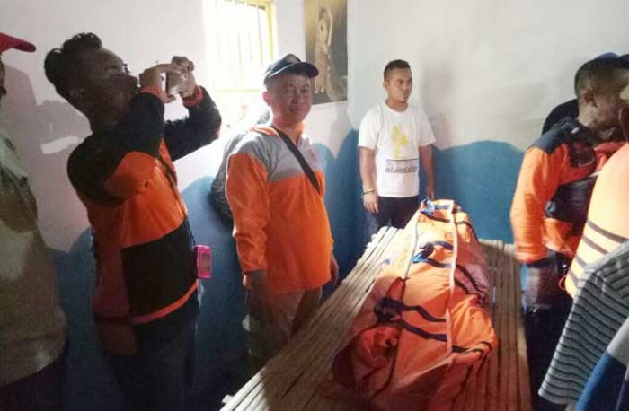 Jasad Pemuda Tuban yang Tenggelam di Bengawan Solo Ditemukan Jasad Pemuda Tuban yang Tenggelam di Bengawan Solo Ditemukan