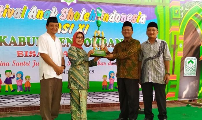 250 Santri Ikuti Festival Anak Sholeh Indonesia di Jombang 250 Santri Ikuti Festival Anak Sholeh Indonesia di Jombang
