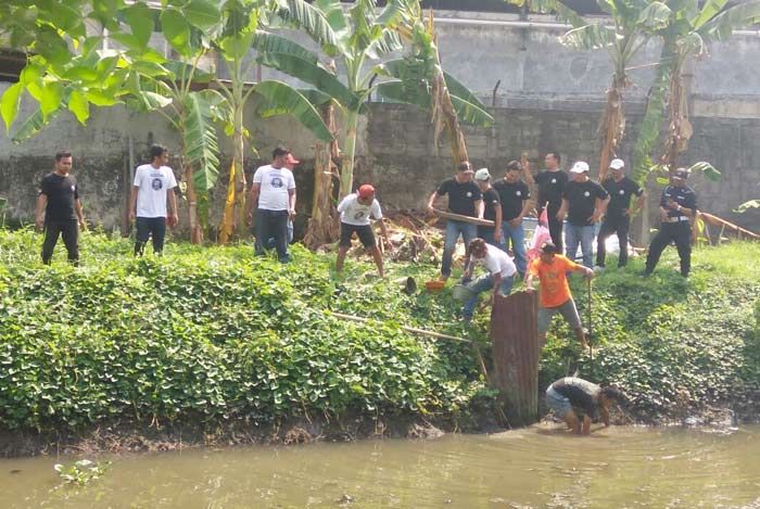 Protes Pencemaran Bau Limbah oleh PT Sekar Laut Grup, Puluhan Warga Demo Pemkab Sidoarjo