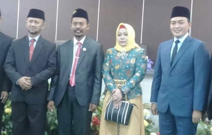 Gus Darris Dilantik Jadi Anggota DPRD Pamekasan Gantikan Munaji Lewat PAW Gus Darris Dilantik Jadi Anggota DPRD Pamekasan Gantikan Munaji Lewat PAW