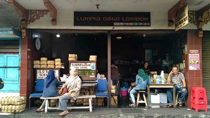 Loenpia Semarang Gang Lombok, di Sini Legenda Jajanan Mak Kres Ini Lahir Loenpia Semarang Gang Lombok, di Sini Legenda Jajanan Mak Kres Ini Lahir