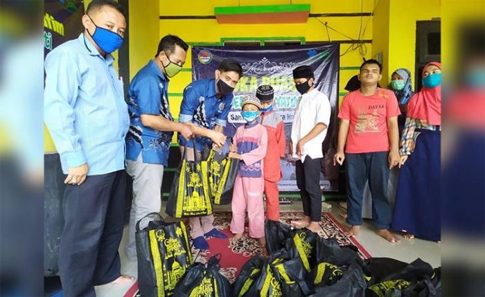 Peduli Dampak Pandemi Covid-19, PWI Sidoarjo Berbagi dengan Anak Yatim Peduli Dampak Pandemi Covid-19, PWI Sidoarjo Berbagi dengan Anak Yatim