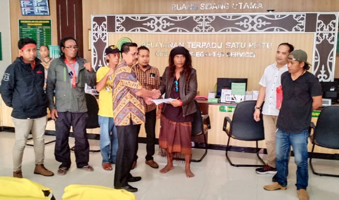 Kompak Daftarkan Praperadilan Kejari Gresik Terkait Penanganan Korupsi BPPKAD ke PN Kompak Daftarkan Praperadilan Kejari Gresik Terkait Penanganan Korupsi BPPKAD ke PN
