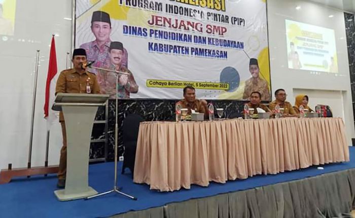 Agar Tepat Sasaran, Disdikbud Pamekasan Sosialisasi PIP ke Seluruh SMP Agar Tepat Sasaran, Disdikbud Pamekasan Sosialisasi PIP ke Seluruh SMP