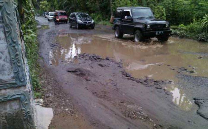 Blitar Kembangkan Wisata Baru Kelud, Dewan Soroti Buruknya Infrastruktur 