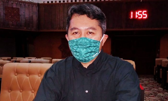 Kerap Dikeluhkan Warga, Anggota DPRD Jatim Minta Hasil Swab Test Bisa Dipercepat Kerap Dikeluhkan Warga, Anggota DPRD Jatim Minta Hasil Swab Test Bisa Dipercepat