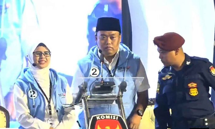 Debat Pilbup Blitar Dihentikan, Salah Satu Paslon Diduga Langgar Tata Tertib Debat Pilbup Blitar Dihentikan, Salah Satu Paslon Diduga Langgar Tata Tertib