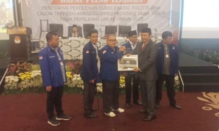 KPU Tetapkan 120 Anggota DPRD Jatim