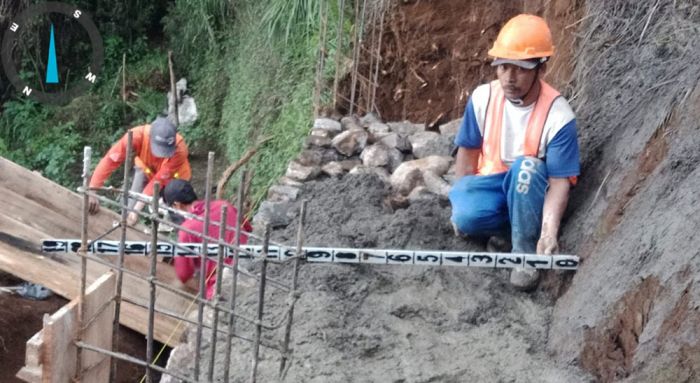 Dinas PU Bina Marga Kabupaten Pasuruan Kebut Perbaikan Infrastruktur yang Rusak Pascabanjir