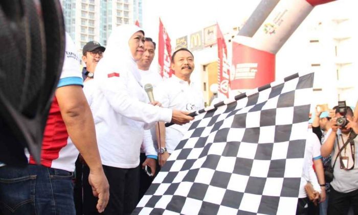 HARIAN BANGSA dan BANGSAONLINE.com Gelar Gowes Kebangsaan Bersama Gubernur Khofifah HARIAN BANGSA dan BANGSAONLINE.com Gelar Gowes Kebangsaan Bersama Gubernur Khofifah