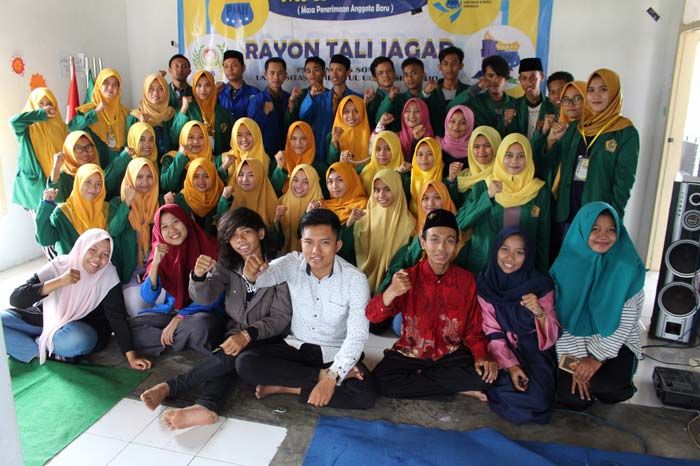 PMII Rayon Tali Jagad FE Unusida Gelar Mapaba Mandiri PMII Rayon Tali Jagad FE Unusida Gelar Mapaba Mandiri