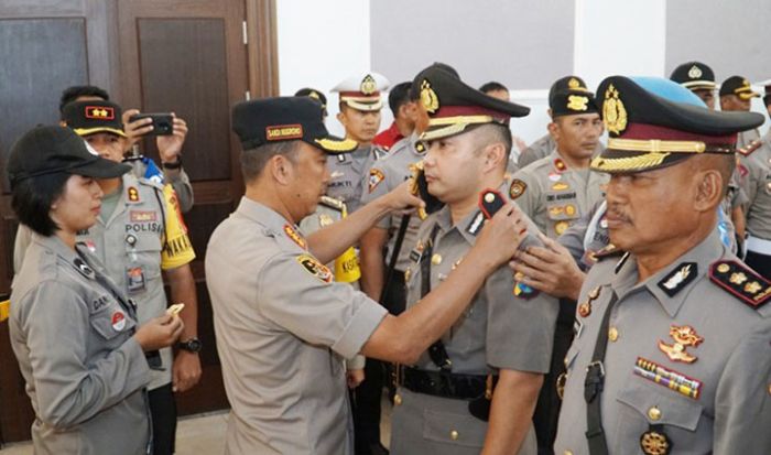 Polrestabes Surabaya Serahterimakan 3 Jabatan Strategis Polrestabes Surabaya Serahterimakan 3 Jabatan Strategis