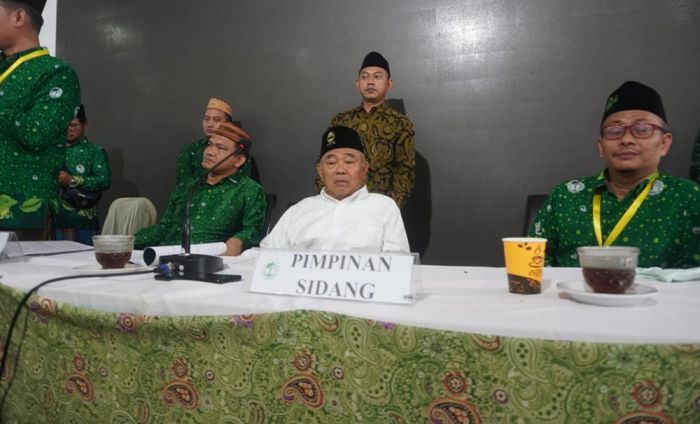 Tanpa Riswah, Kiai Asep Terpilih Tanpa Aklamasi: Pelajaran Demokrasi dari Kongres Pergunu Tanpa Riswah, Kiai Asep Terpilih Tanpa Aklamasi: Pelajaran Demokrasi dari Kongres Pergunu