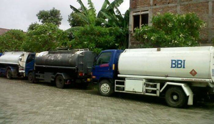 Polres Bojonegoro Amankan 18 Ribu Liter BBM Ilegal Dalam Sebulan Polres Bojonegoro Amankan 18 Ribu Liter BBM Ilegal Dalam Sebulan