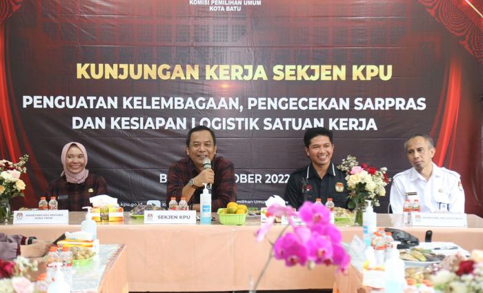 Terkendala RAB, KPU Kota Batu Belum Berani Gunakan Dana Hibah Tahun 2021 Sebesar Rp1 Miliar Terkendala RAB, KPU Kota Batu Belum Berani Gunakan Dana Hibah Tahun 2021 Sebesar Rp1 Miliar