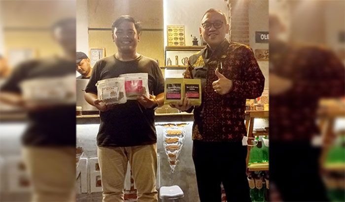Tempatnya Diminati Wisatawan Lokal dan Asing, Begini Kisah Pemilik Kedai Kopi Dimensi Trawas Tempatnya Diminati Wisatawan Lokal dan Asing, Begini Kisah Pemilik Kedai Kopi Dimensi Trawas