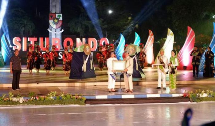 Jatim Specta Carnival 2019 di Situbondo Berlangsung Meriah Jatim Specta Carnival 2019 di Situbondo Berlangsung Meriah