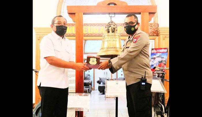 Tekan Laju Covid, Sahat Dukung Polrestabes Surabaya Tegakkan Protokol Kesehatan Tekan Laju Covid, Sahat Dukung Polrestabes Surabaya Tegakkan Protokol Kesehatan