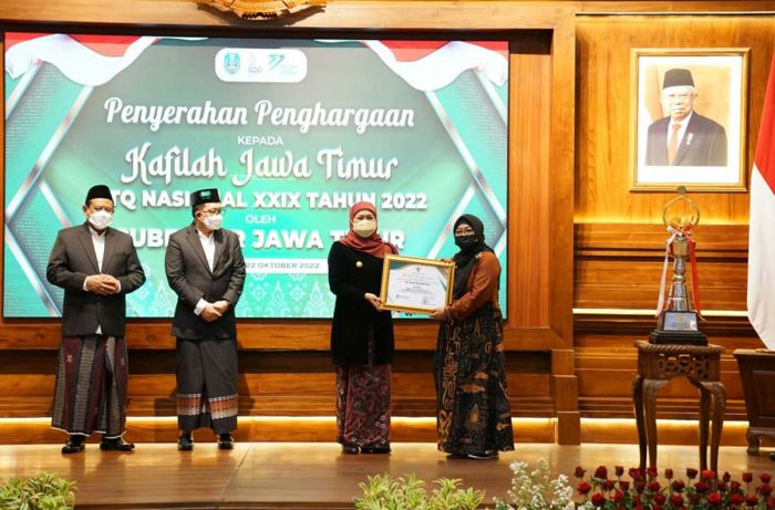 Jadi Juara Umum MTQ Nasional, Gubernur Khofifah Beri Bonus untuk Seluruh Anggota Kafilah Jawa Timur Jadi Juara Umum MTQ Nasional, Gubernur Khofifah Beri Bonus untuk Seluruh Anggota Kafilah Jawa Timur