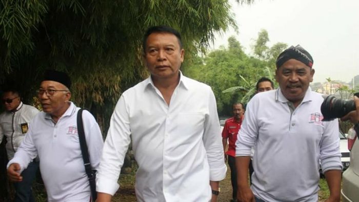 Tb Hasanuddin: Pemberlakuan Darurat Sipil untuk Pemberantasan Covid-19 Tidak Tepat Tb Hasanuddin: Pemberlakuan Darurat Sipil untuk Pemberantasan Covid-19 Tidak Tepat
