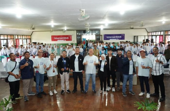 Gelar Internet BAIK Festival di Madiun, Telkomsel Dorong Pemanfaatan AI untuk Masa Depan Digital Gelar Internet BAIK Festival di Madiun, Telkomsel Dorong Pemanfaatan AI untuk Masa Depan Digital