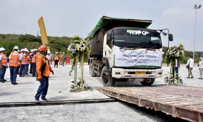 Petrokimia Gresik Resmikan Dermaga Baru Petrokimia Gresik Resmikan Dermaga Baru