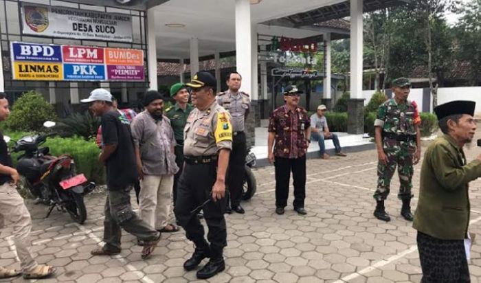 ​Ratusan Warga Suco Geruduk Kantor Desa, Tuntut Pilkades Berjalan Adil