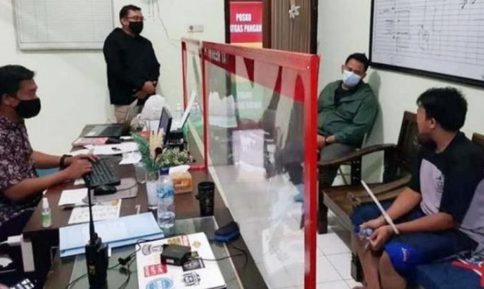 ABG Pelaku Pembacokan Tiga Cewek di Blitar Hobi Menyiksa Tikus dan Nonton Konten Kekerasan ABG Pelaku Pembacokan Tiga Cewek di Blitar Hobi Menyiksa Tikus dan Nonton Konten Kekerasan