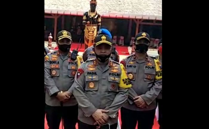 Hari Bhayangkara ke-74: Bintara Remaja Satbrimobda Polda Jatim Napak Tilas ke Trowulan Hari Bhayangkara ke-74: Bintara Remaja Satbrimobda Polda Jatim Napak Tilas ke Trowulan
