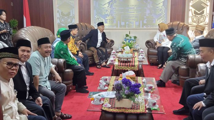 Di Unila Lampung, Kiai Asep Ungkap Asrama Amanatul Ummah Dulu Gudang Kayu dan Kandang Ayam  