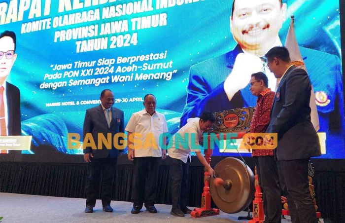 Pesan Adhy Karyono saat Buka Rakerprov KONI Jatim 2024 Pesan Adhy Karyono saat Buka Rakerprov KONI Jatim 2024