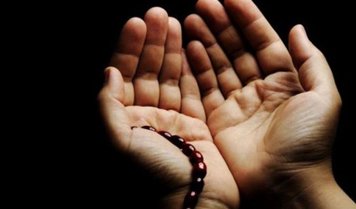 Tafsir Al-Isra 82: Nabi Meruqyah Diri Sendiri, Tapi Wafat Juga Tafsir Al-Isra 82: Nabi Meruqyah Diri Sendiri, Tapi Wafat Juga