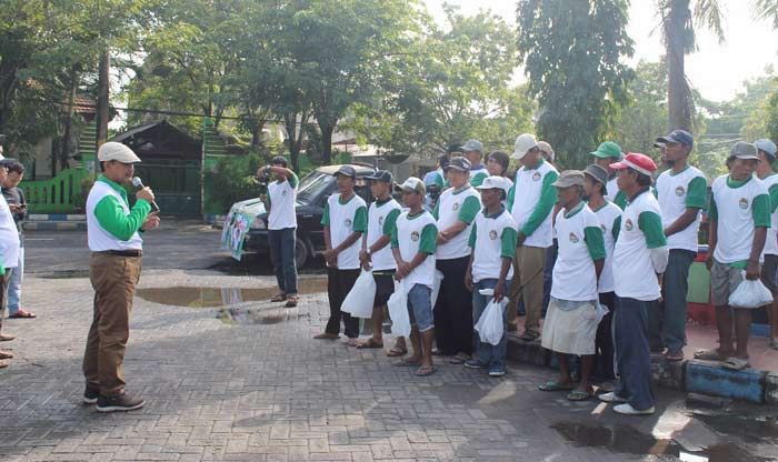 Kampanye Damai, Paslon Mantap Pimpin Bersih-bersih Kota Sampang Kampanye Damai, Paslon Mantap Pimpin Bersih-bersih Kota Sampang