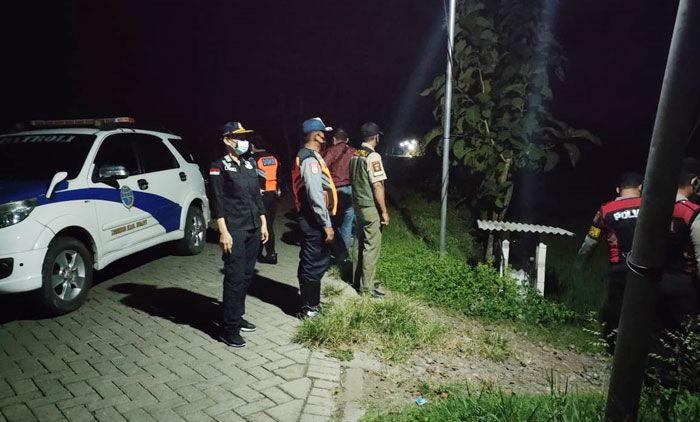 Razia Jebakan Tikus Listrik di Ngawi, Petugas Gabungan Putus Meteran Petani Razia Jebakan Tikus Listrik di Ngawi, Petugas Gabungan Putus Meteran Petani