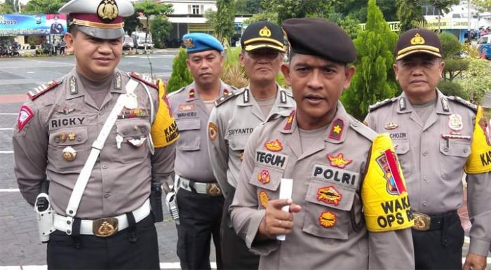 Polres Tuban Fokus Operasi Keselamatan di Daerah Rawan Laka Lantas Polres Tuban Fokus Operasi Keselamatan di Daerah Rawan Laka Lantas