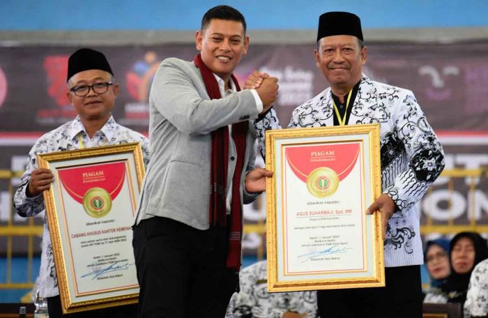 Puncak Peringatan HUT ke-77 PGRI dan Hari Guru Nasional 2022, Wali Kota Kediri: Terima Kasih