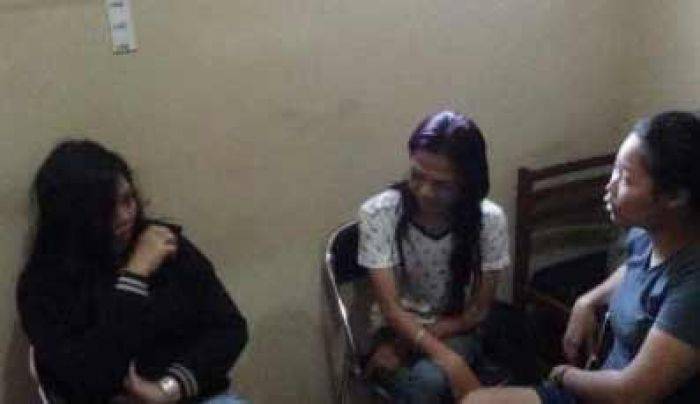 10 PSK Kelas Teri di Pamekasan Ditangkap Satpol PP 10 PSK Kelas Teri di Pamekasan Ditangkap Satpol PP