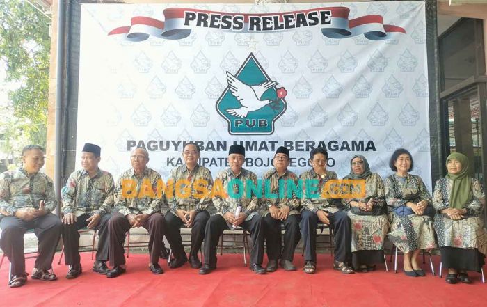 6 Tokoh Lintas Agama di Bojonegoro Komitmen Ciptakan Kerukunan dan Kedamaian 6 Tokoh Lintas Agama di Bojonegoro Komitmen Ciptakan Kerukunan dan Kedamaian