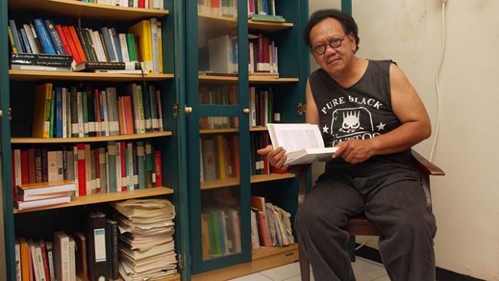 Diuber Intelijen, Hadapi Debitur Bandel, Gus Im: Saya Lebih ‘Sinting’ dari Gus Dur Diuber Intelijen, Hadapi Debitur Bandel, Gus Im: Saya Lebih ‘Sinting’ dari Gus Dur