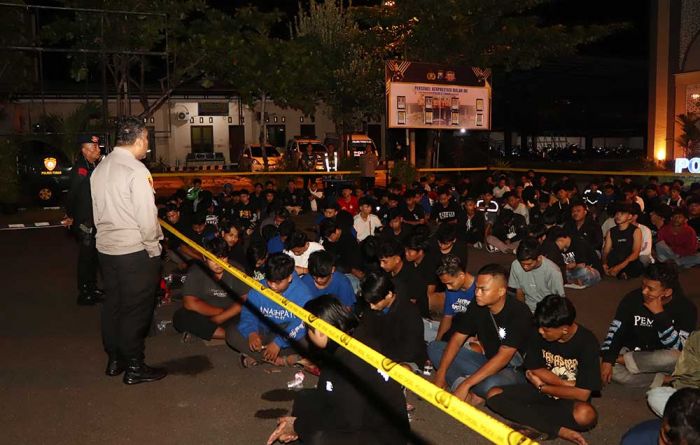 Nekat Konvoi, Ratusan Penggembira saat Pengesahan Warga Baru PSHT Diamankan Polisi Nekat Konvoi, Ratusan Penggembira saat Pengesahan Warga Baru PSHT Diamankan Polisi