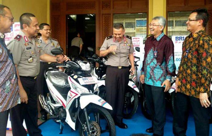Polda Jatim Terima Bantuan 75 Unit Sepeda Motor dari BRI Polda Jatim Terima Bantuan 75 Unit Sepeda Motor dari BRI
