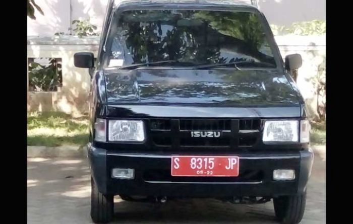 Bupati Lamongan Larang Pejabat Gunakan Kendaran Dinas ke Luar Kota Selama Mudik Lebaran Bupati Lamongan Larang Pejabat Gunakan Kendaran Dinas ke Luar Kota Selama Mudik Lebaran