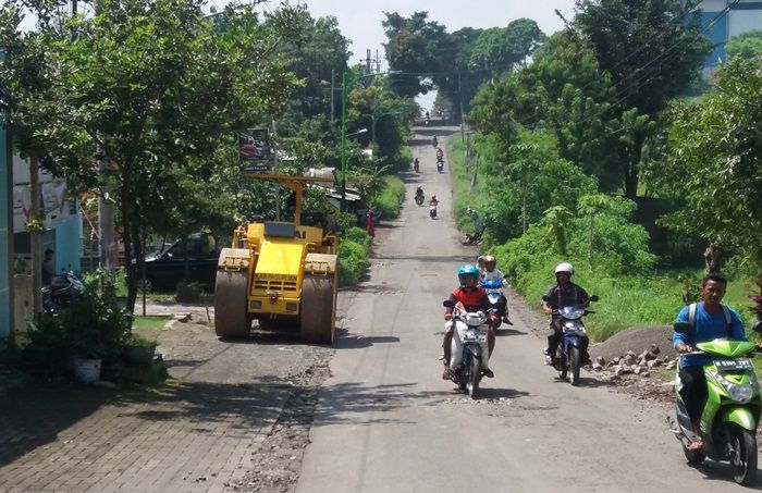 ​Perbaikan Jalan di Pandaan Hanya Sekadar Tambal Sulam